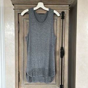 Kit and Ace long grey tank top athletic top size medium